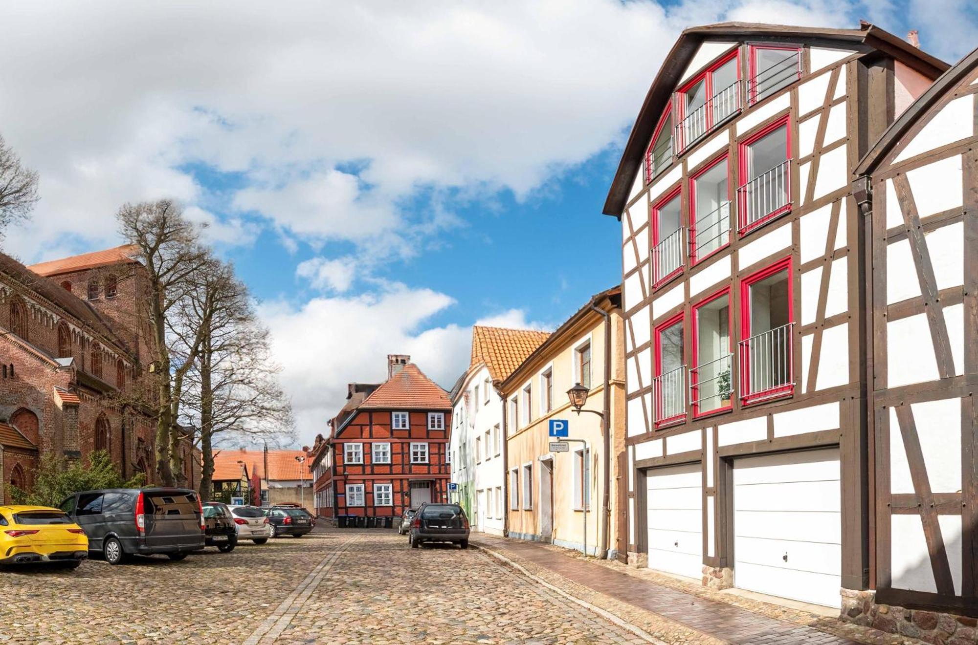 City Apartment An Der Georgenkirche วาเริน ภายนอก รูปภาพ