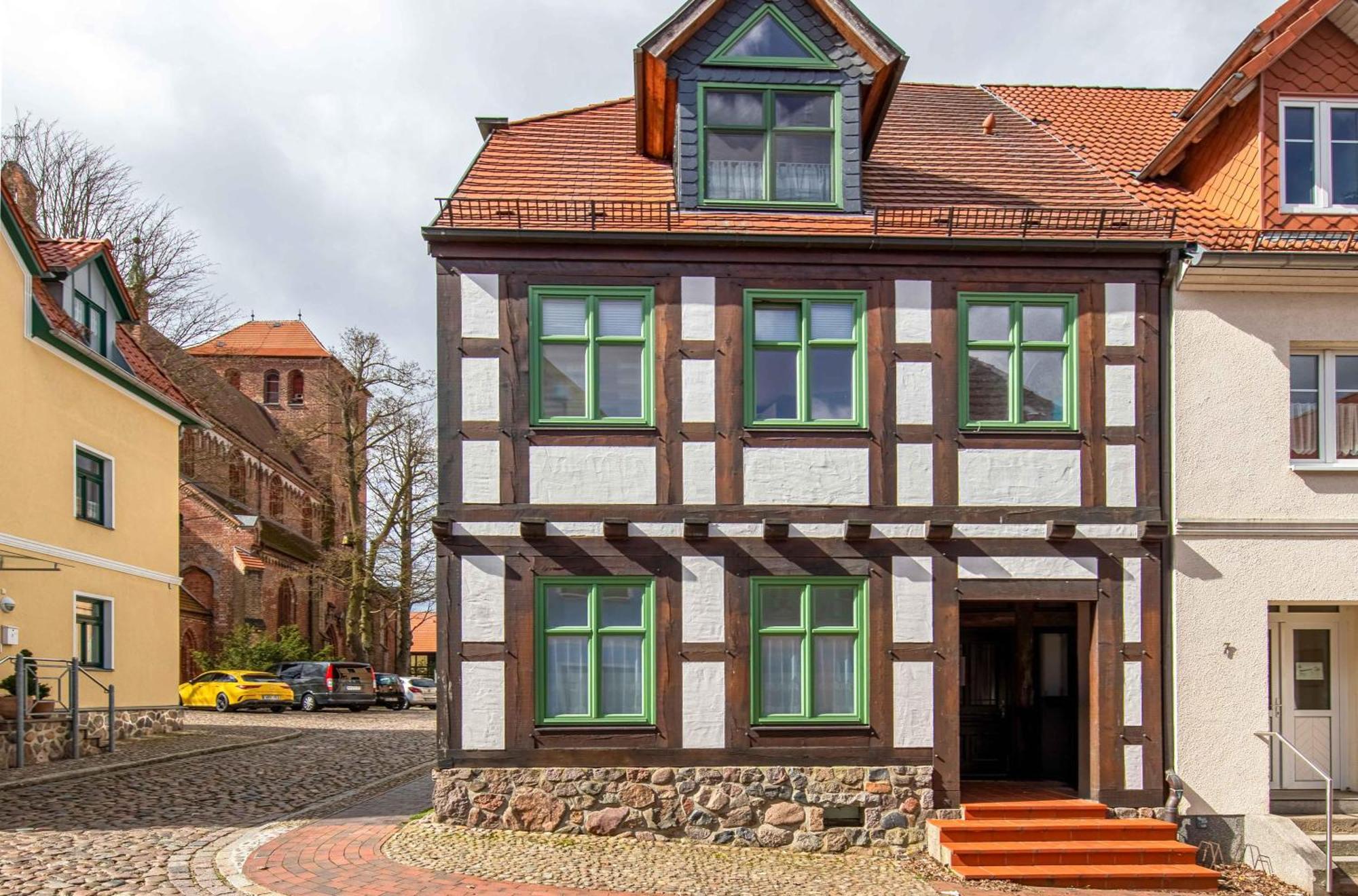 City Apartment An Der Georgenkirche วาเริน ภายนอก รูปภาพ